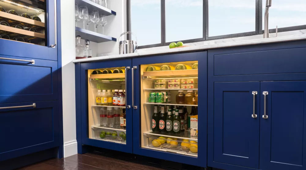 Sub-Zero Under-Counter Refrigerator